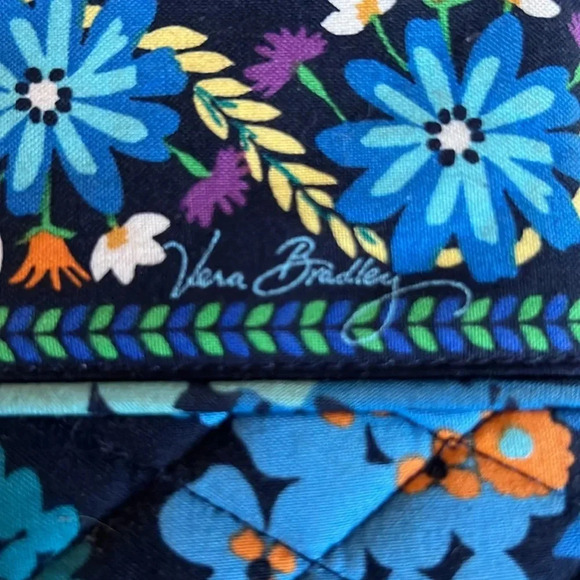 Vera Bradley Accordion Wallet Zip Around Clutch Midnight Blues Floral Pattern - Picture 2 of 6